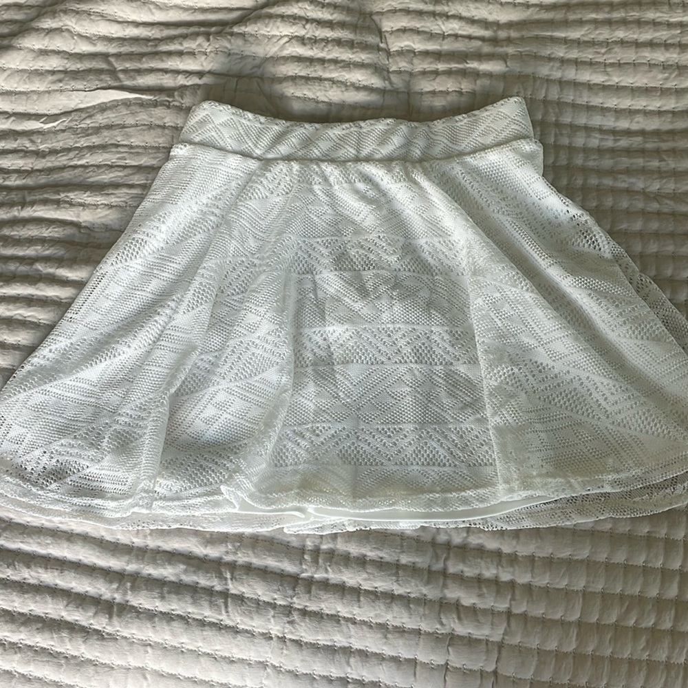 White lace circle skirt from TJmaxx size S NWT